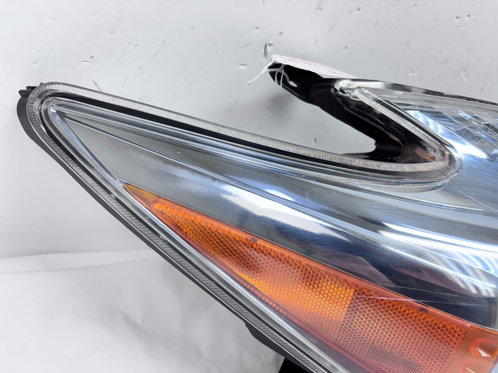 2012 2013 2014 2015 TOYOTA PRIUS HALOGEN BLUE FRONT RIGHT OEM HEADLIGHT - Image 10