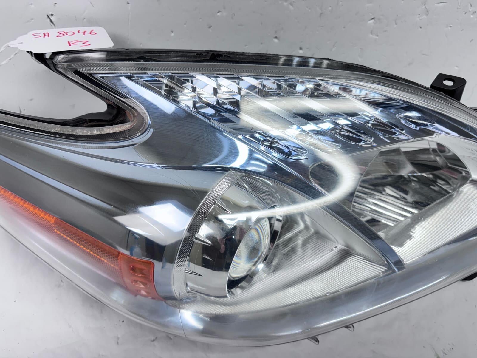 2012 2013 2014 2015 TOYOTA PRIUS HALOGEN BLUE FRONT RIGHT OEM HEADLIGHT - Image 12