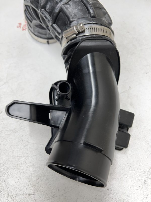 16576-6CB0C  2019 2020 2021 2022 2023 NISSAN ALTIMA AIR INTAKE HOUSE GENUINE - Image 5