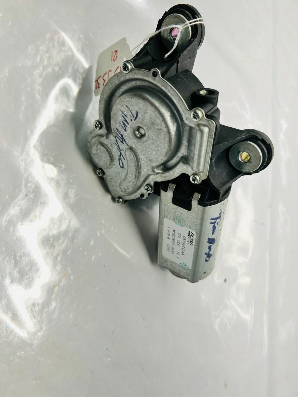05182442AA  2012 2013 2014 2015 2016 2017 FIAT 500 REAR WIPER MOTOR OEM GENUINE - Image 2