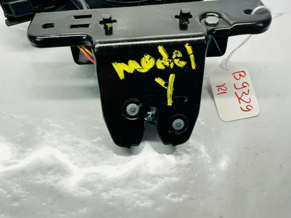 1500604-D3-A 2020 2021 2022 2023 TESLA MODEL Y LIFTGATE LATCH ACTURATOR OEM - Image 5
