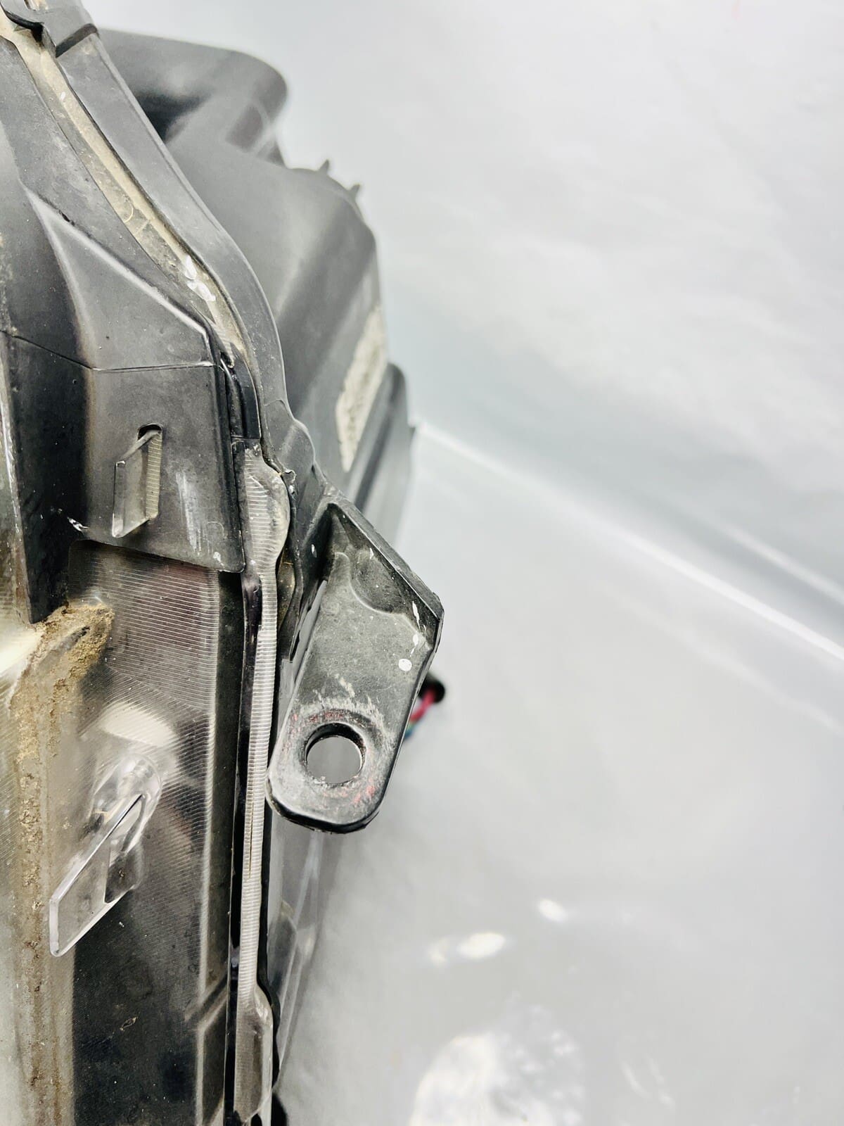 TABS 2010 2011 2012 2013 2014 2015 2016 CADILLAC SRX HALOGEN RIGHT OEM HEADLIGHT - Image 9