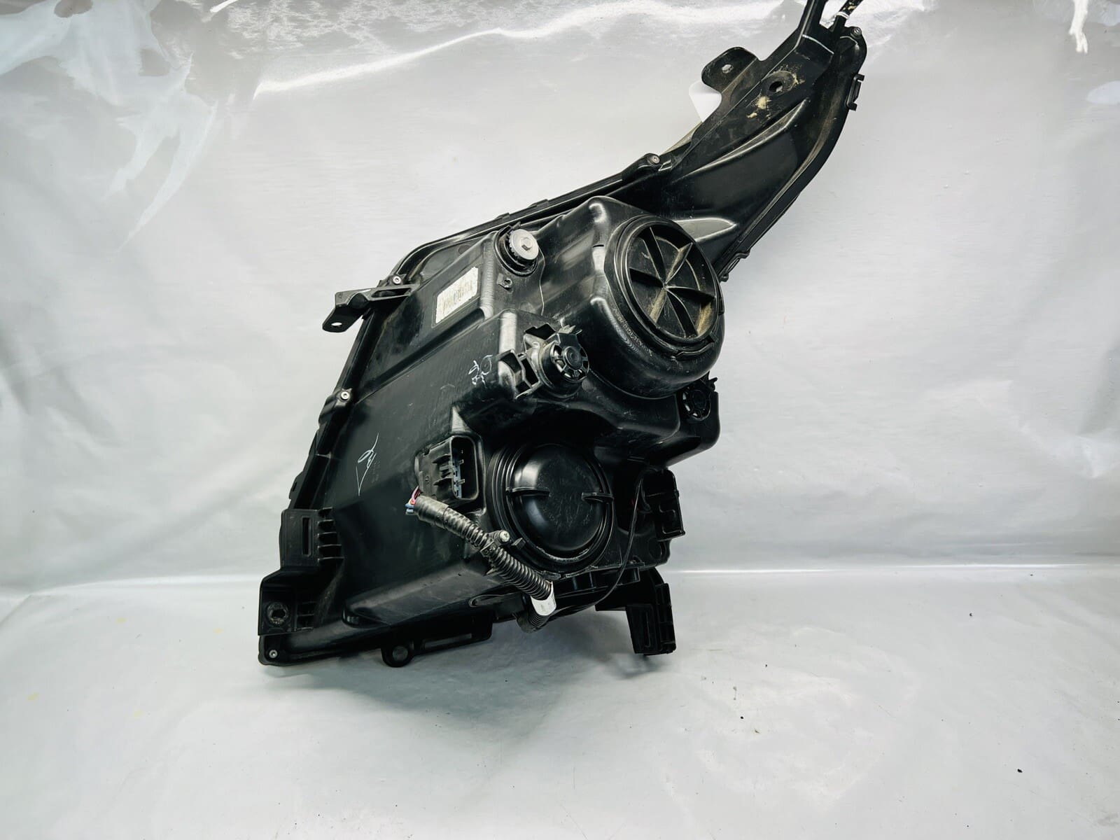 TABS 2010 2011 2012 2013 2014 2015 2016 CADILLAC SRX HALOGEN RIGHT OEM HEADLIGHT - Image 11