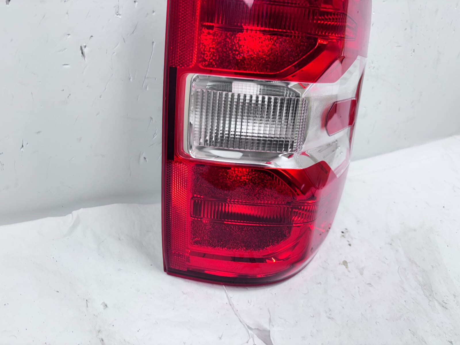 NZ6B13404AC 2022 2023 2024 FORD MAVERICK HALOGEN REAR RIGHT OEM TAIL LIGHT - Image 3