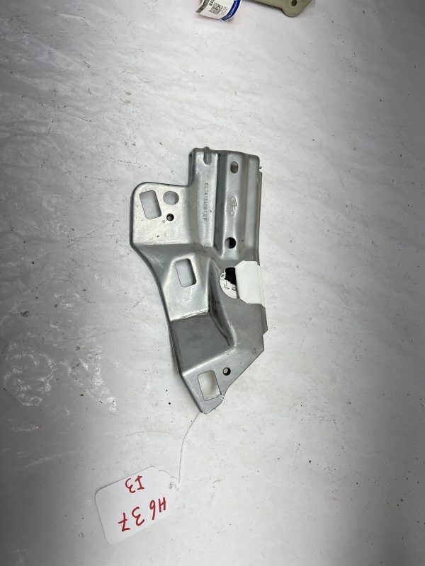 2008 2009 2010 2011 2012 Ford Escape Front Right Bumper Bracket 8L8z13A004A - Image 8