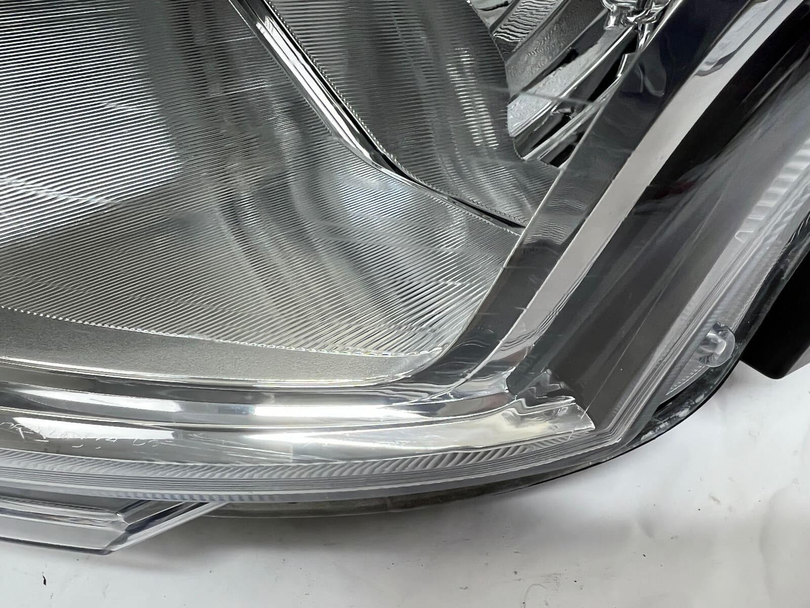 NICE 2015 2016 2017 2018 2019 NISSAN VERSA HALOGEN FRONT LEFT OEM HEADLIGHT - Image 14