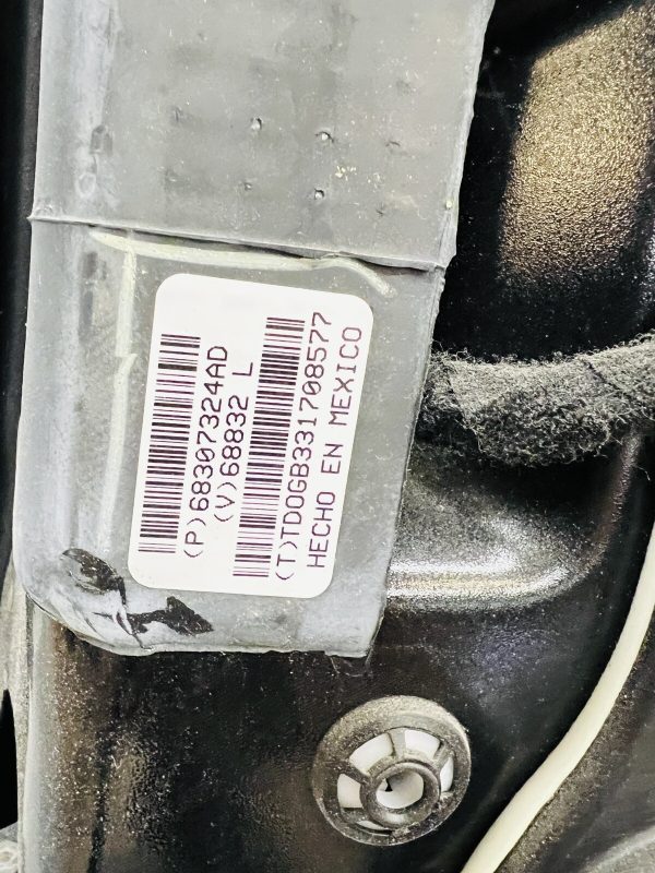 2014 2015 2016 2017 2018 JEEP CHEROKEE REAR RIGHT PASSENGER SIDE OEM DOOR - Image 15