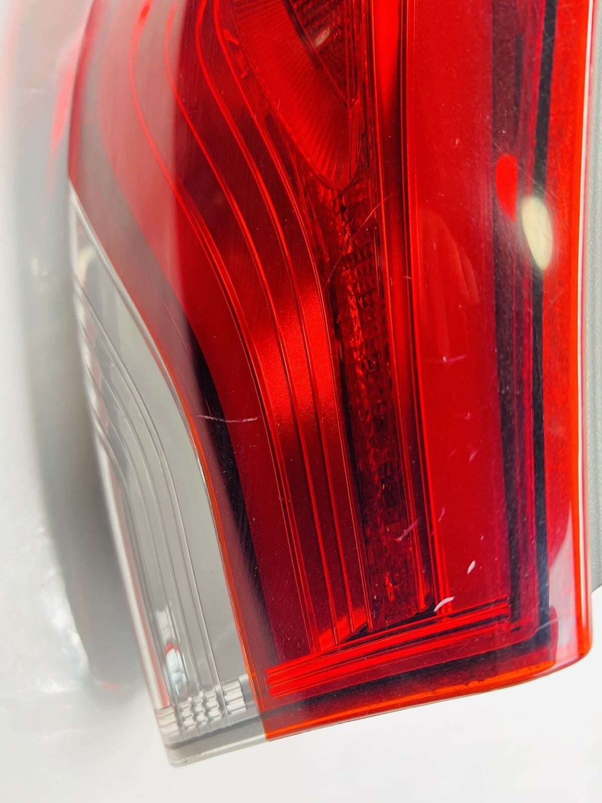 924013X2 2014 2015 2016 HYUNDAI ELANTRA REAR LEFT LED OUTER OEM TAIL LIGHT - Image 4