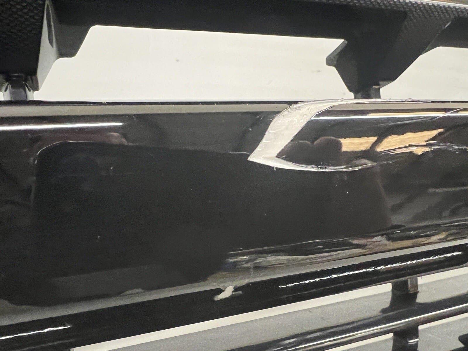 84493306 2019 2020 2021 2022 CHEVY SILVERADO 1500 FRONT OEM GRILLE BLACK - Image 8