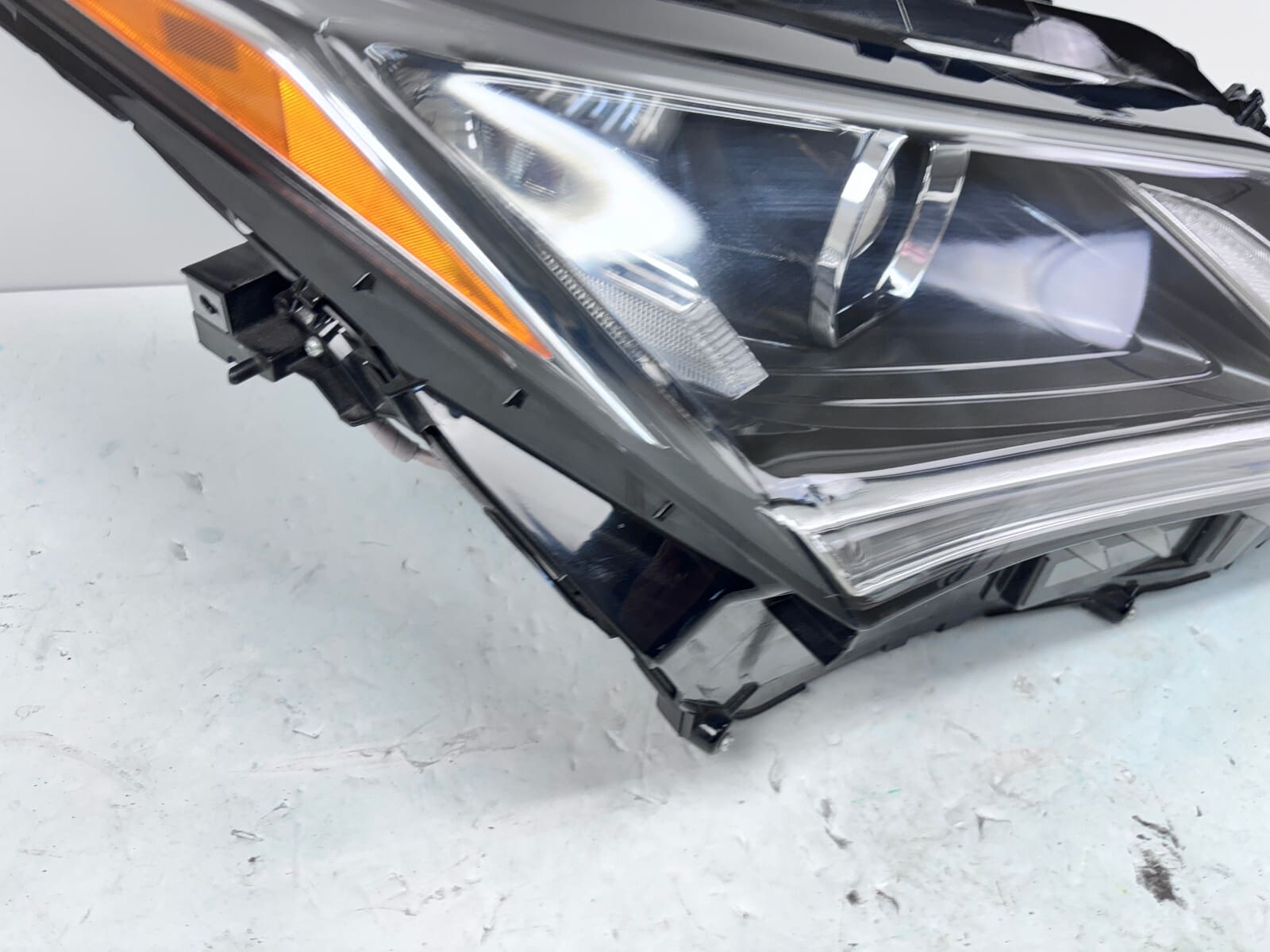 NICE 2016 2017 2018 2019 LEXUS RX RX350 RX450h LED FRONT RIGHT OEM HEADLIGHT - Image 8