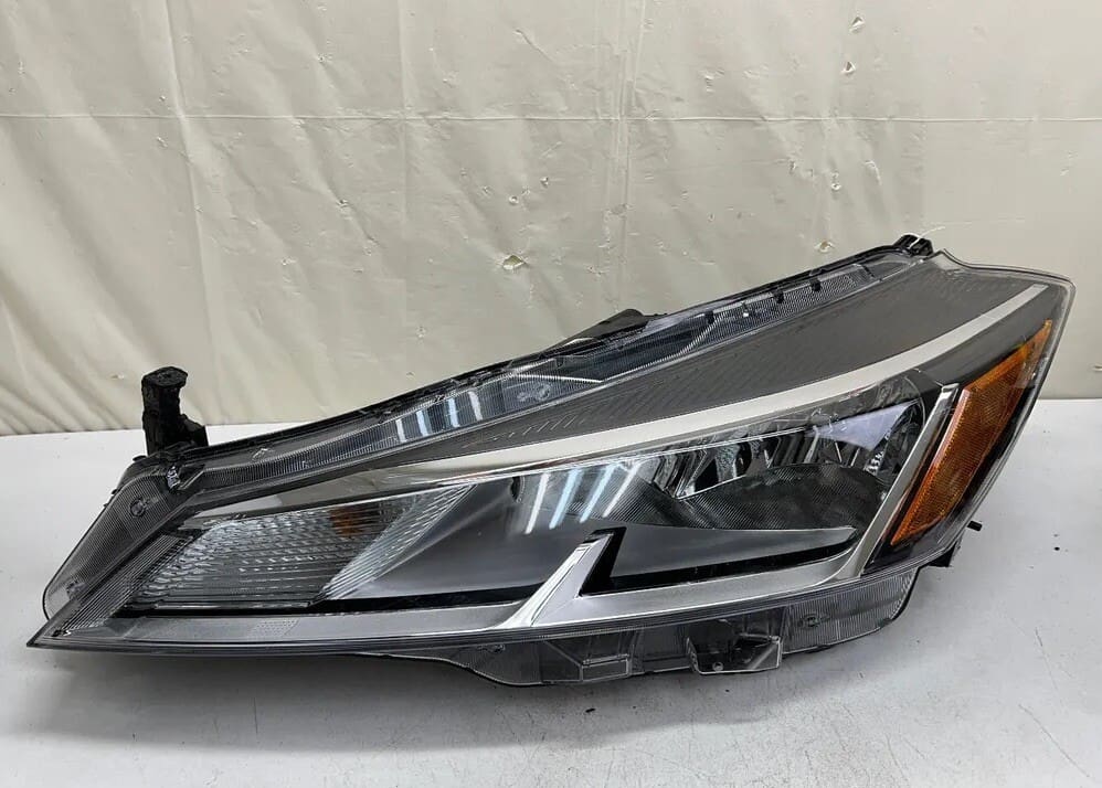 260605R00A 2021 2022 2023 NISSAN KICKS HALOGEN FRONT LEFT OEM HEADLIGHT