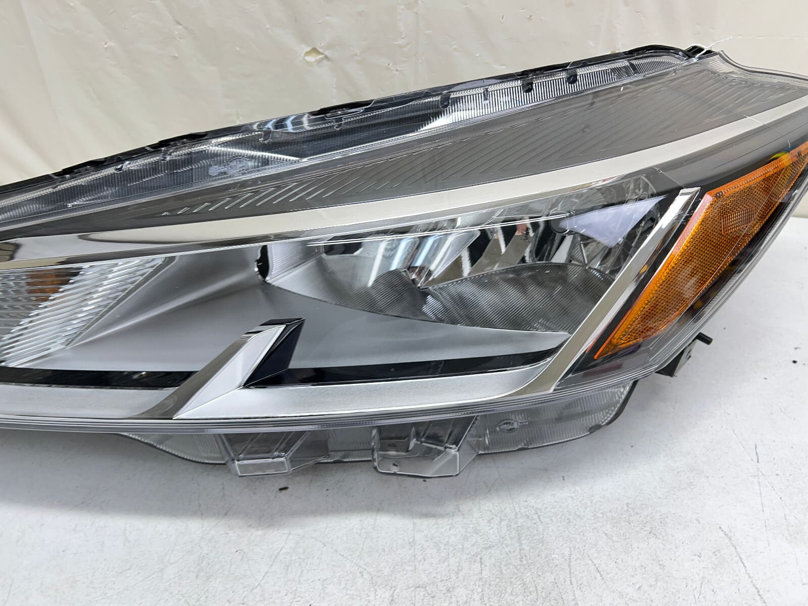 260605R00A 2021 2022 2023 NISSAN KICKS HALOGEN FRONT LEFT OEM HEADLIGHT - Image 5