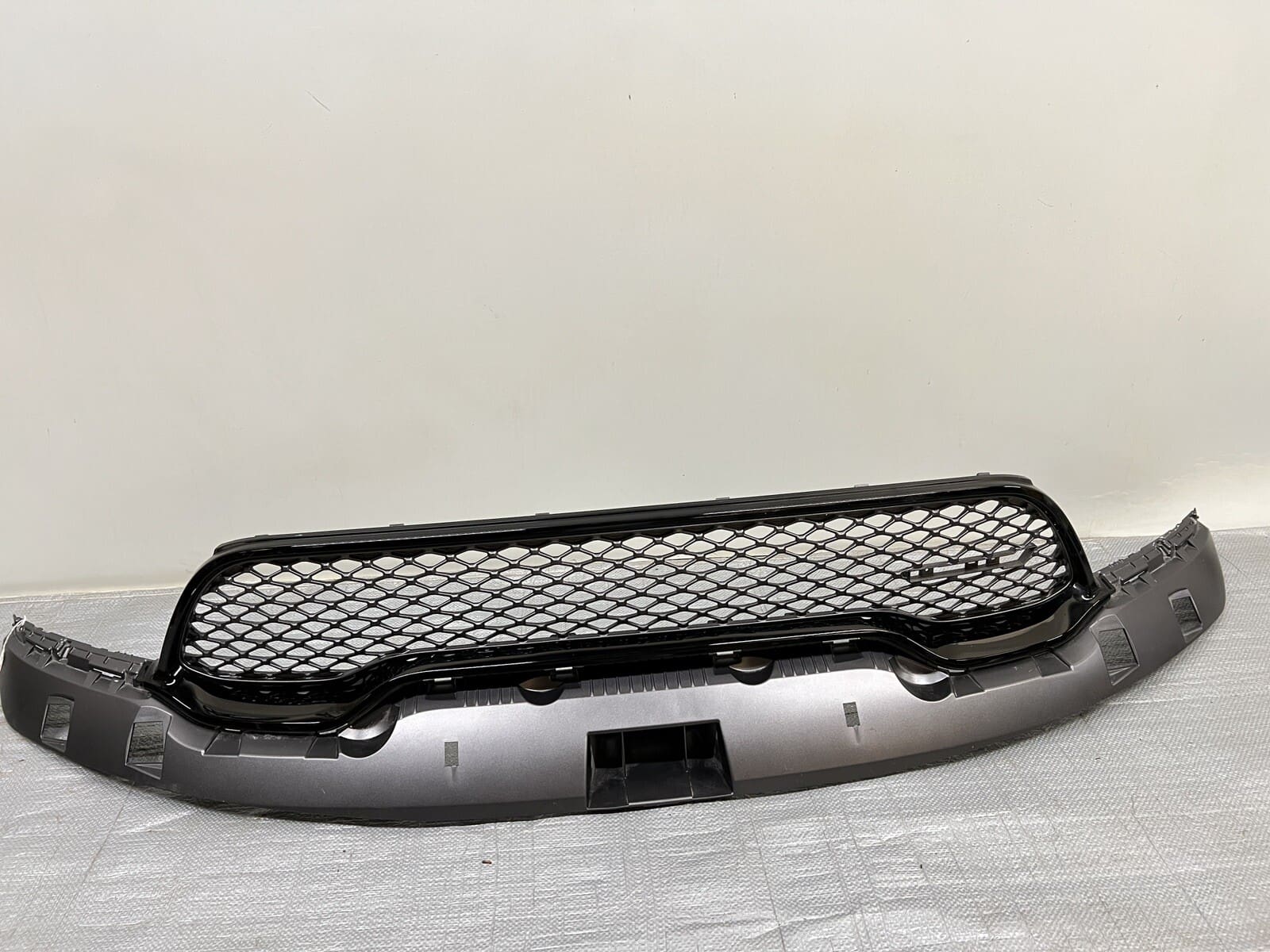🌟🌟 6UZ19MALAA 2021 2022 2023 DODGE DURANGO FRONT OEM GRILLE GENUINE