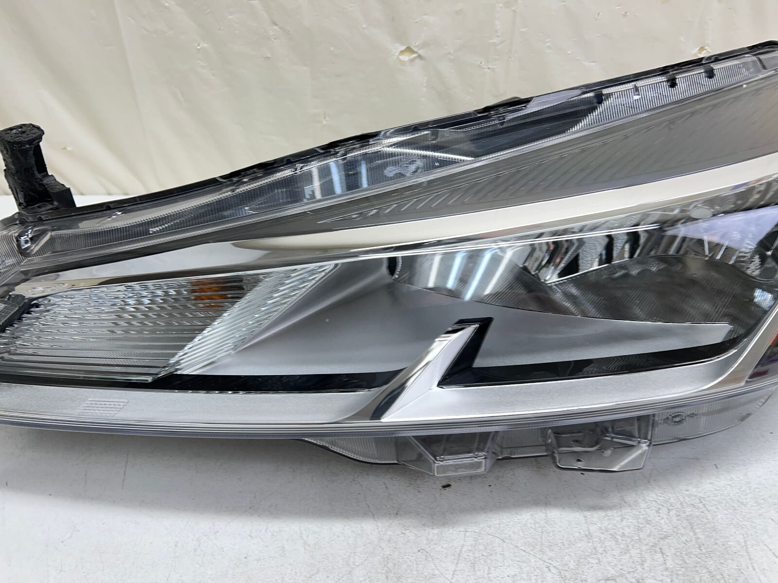 260605R00A 2021 2022 2023 NISSAN KICKS HALOGEN FRONT LEFT OEM HEADLIGHT - Image 6