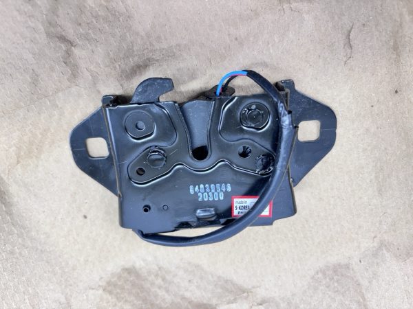 OEM GENUINE 84839546 2020 2021 2022 2023 2024 CHEVY CORVETTE C8 FRONT HOOD LATCH - Image 6