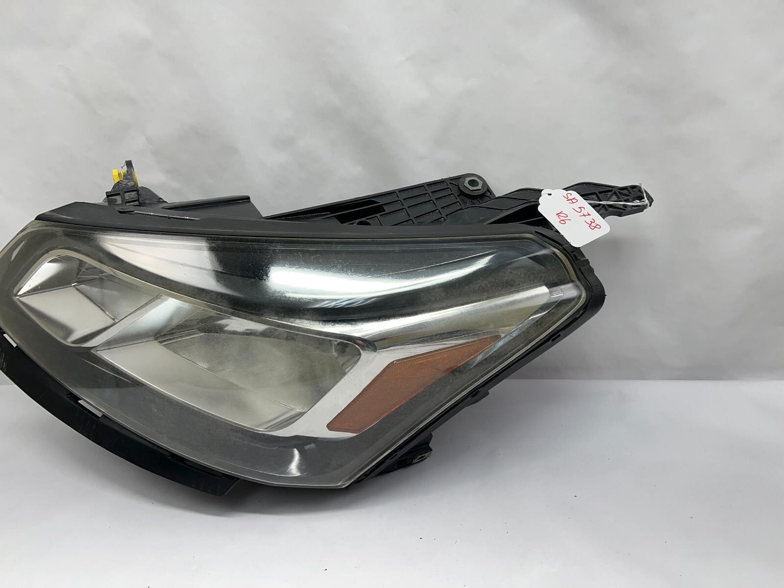 2013 2014 2015 2016 2017 CHEVY TRAVERSE HALOGEN FRONT LEFT OEM HEADLIGHT - Image 2
