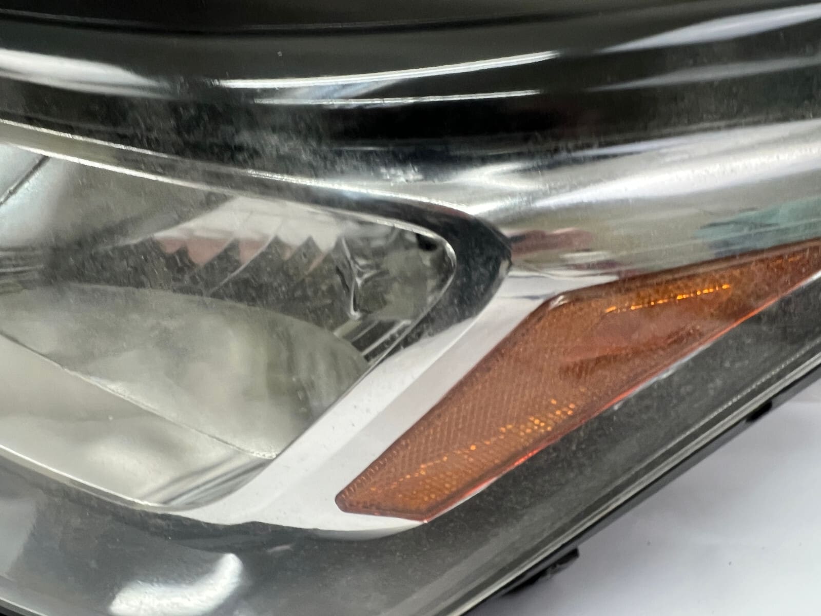 2013 2014 2015 2016 2017 CHEVY TRAVERSE HALOGEN FRONT LEFT OEM HEADLIGHT - Image 10