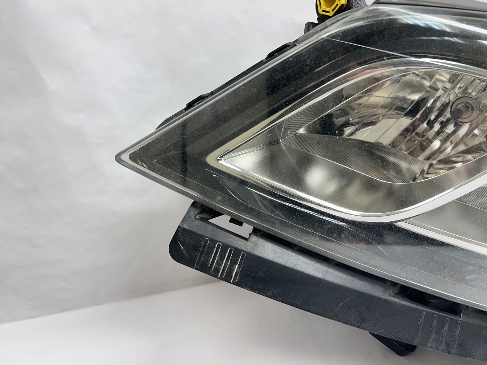 2013 2014 2015 2016 2017 CHEVY TRAVERSE HALOGEN FRONT LEFT OEM HEADLIGHT - Image 15