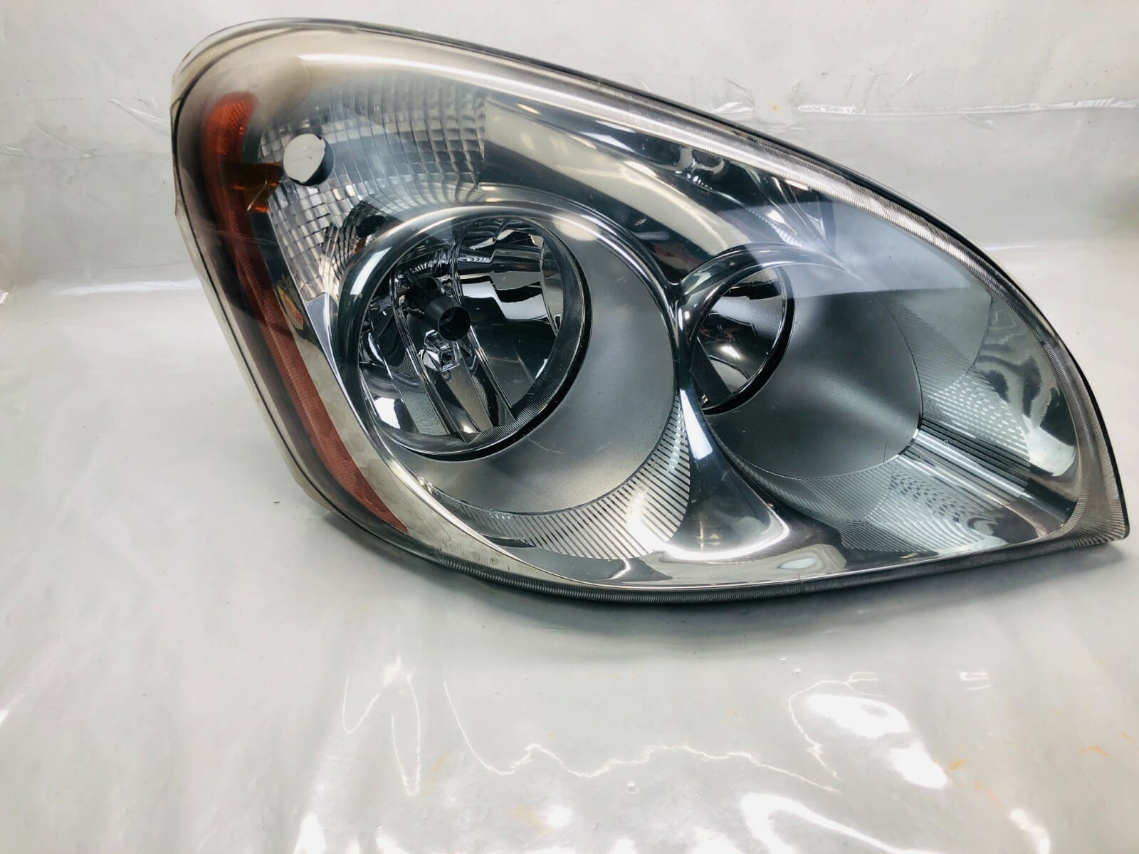 2008-2013 2014 2015 2016 FREIGHTLINER CASCADIA RIGHT OEM HEADLIGHT A0651907007