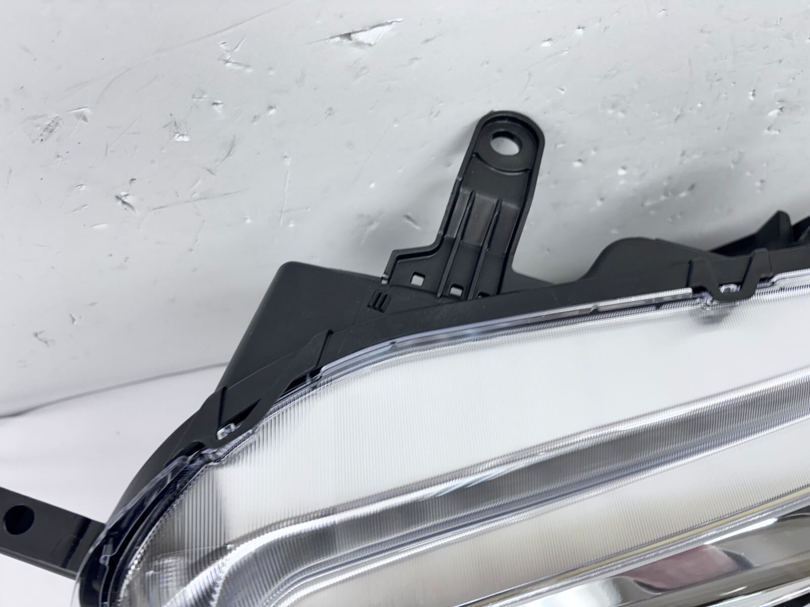 2016 2017 2018 2019 2020 2021 2022 TOYOTA TACOMA HALOGEN LEFT OEM HEADLIGHT - Image 14