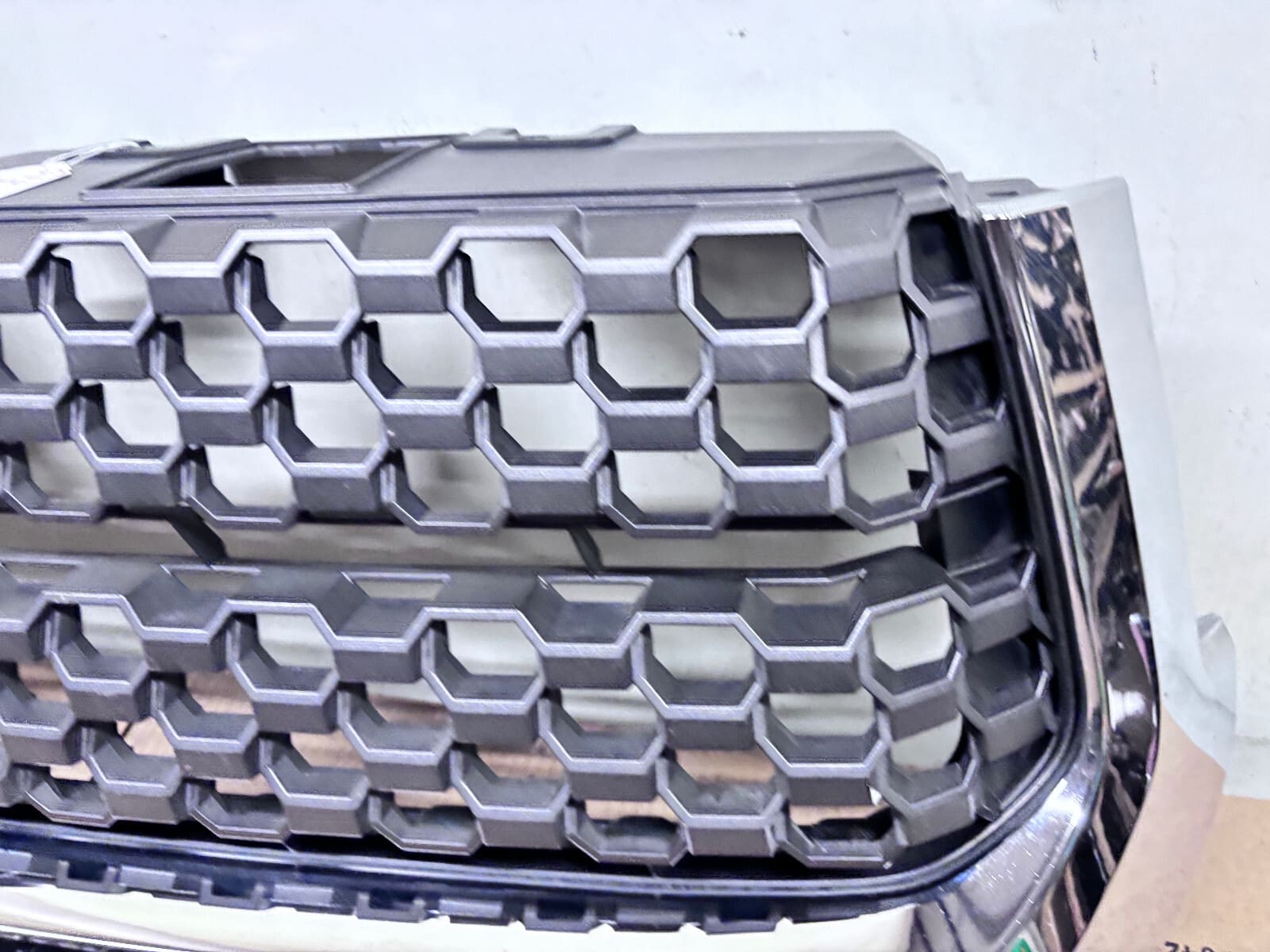 2018 2019 2020 2021 TOYOTA TUNDRA CHROME SR5 FRONT OEM GRILLE 53155-0C020 - Image 5