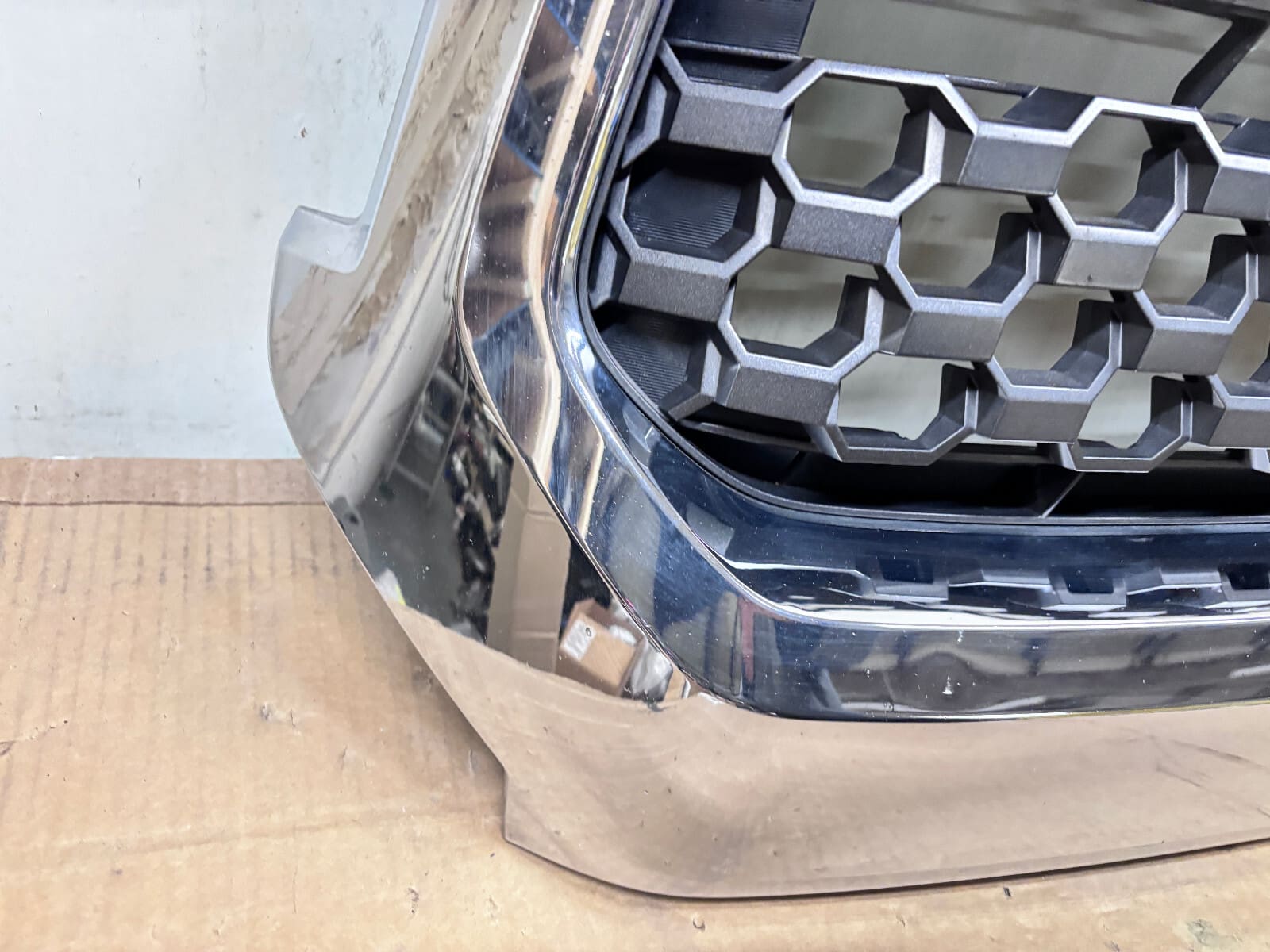 2018 2019 2020 2021 TOYOTA TUNDRA CHROME SR5 FRONT OEM GRILLE 53155-0C020 - Image 11
