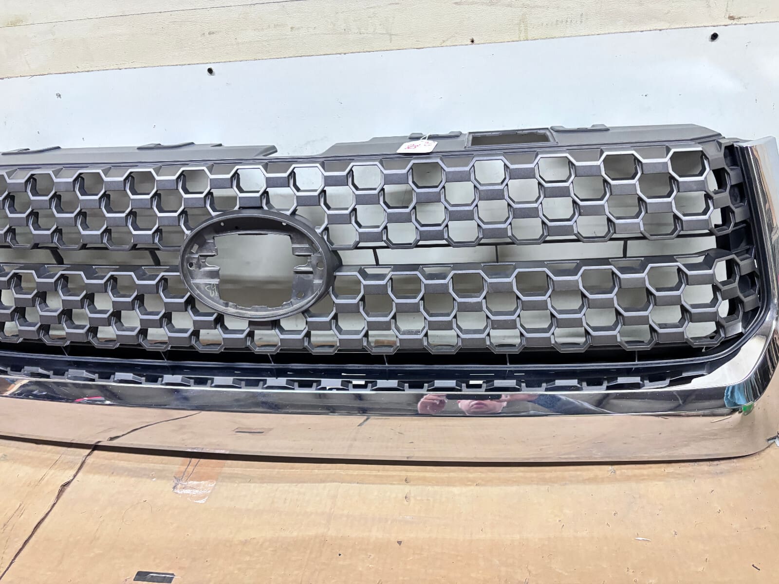 2018 2019 2020 2021 TOYOTA TUNDRA CHROME SR5 FRONT OEM GRILLE 53155-0C020 - Image 19