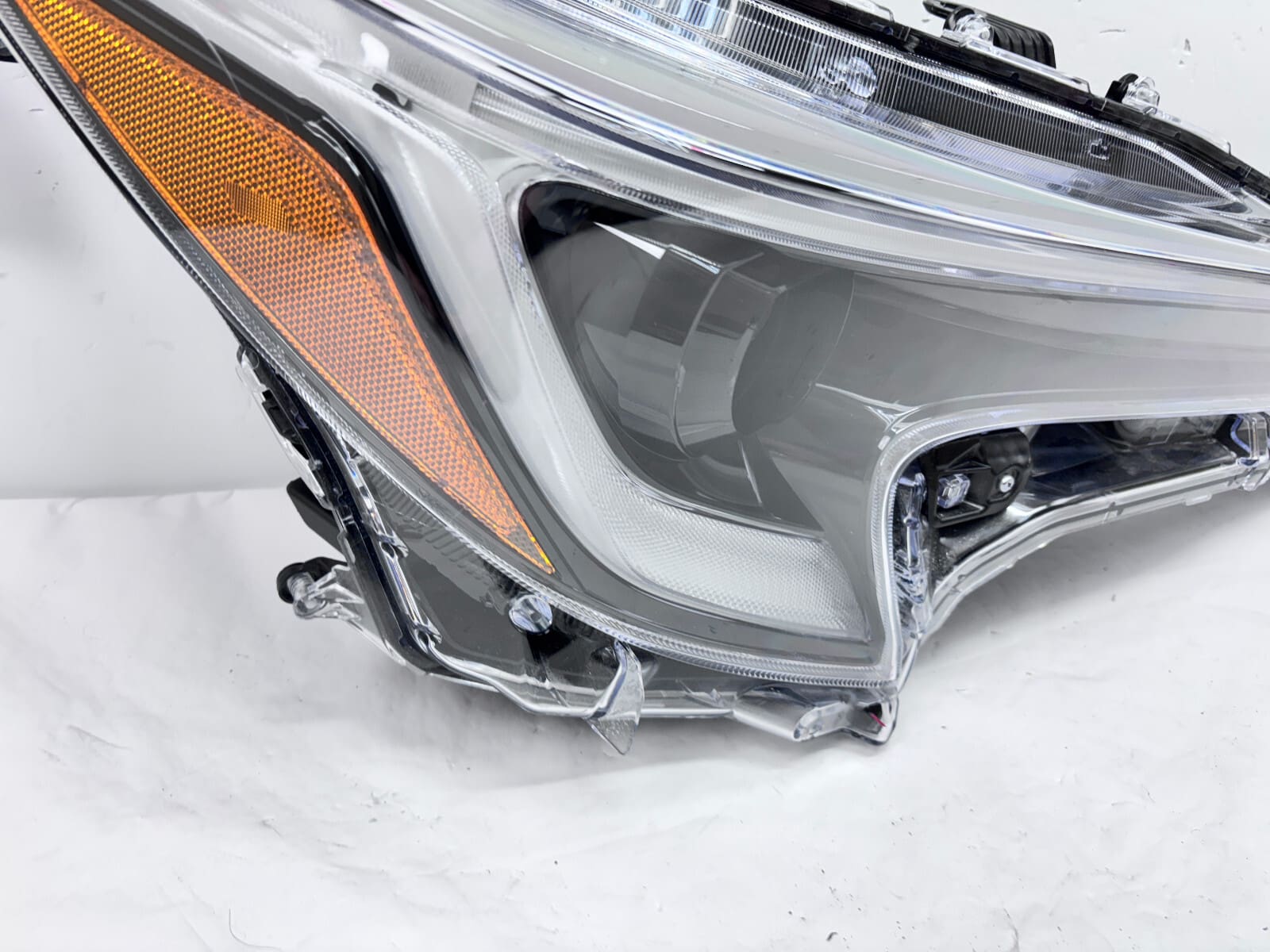 2023 2024 toyota corolla led front right oem headlight 81110-12n200 - Image 6