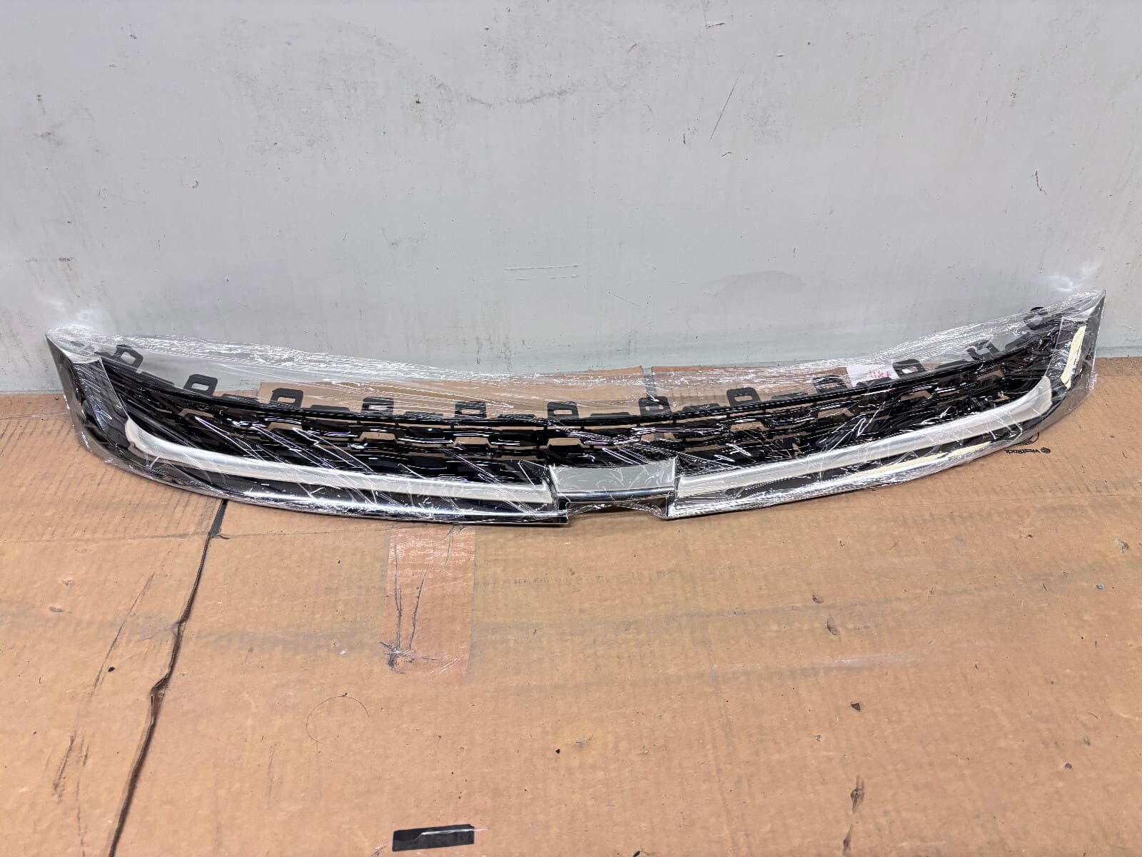 FOR 2014 2015 2016 CHEVY MALIBU CHROME FRONT OEM UPPER GRILLE AFTERMARKET