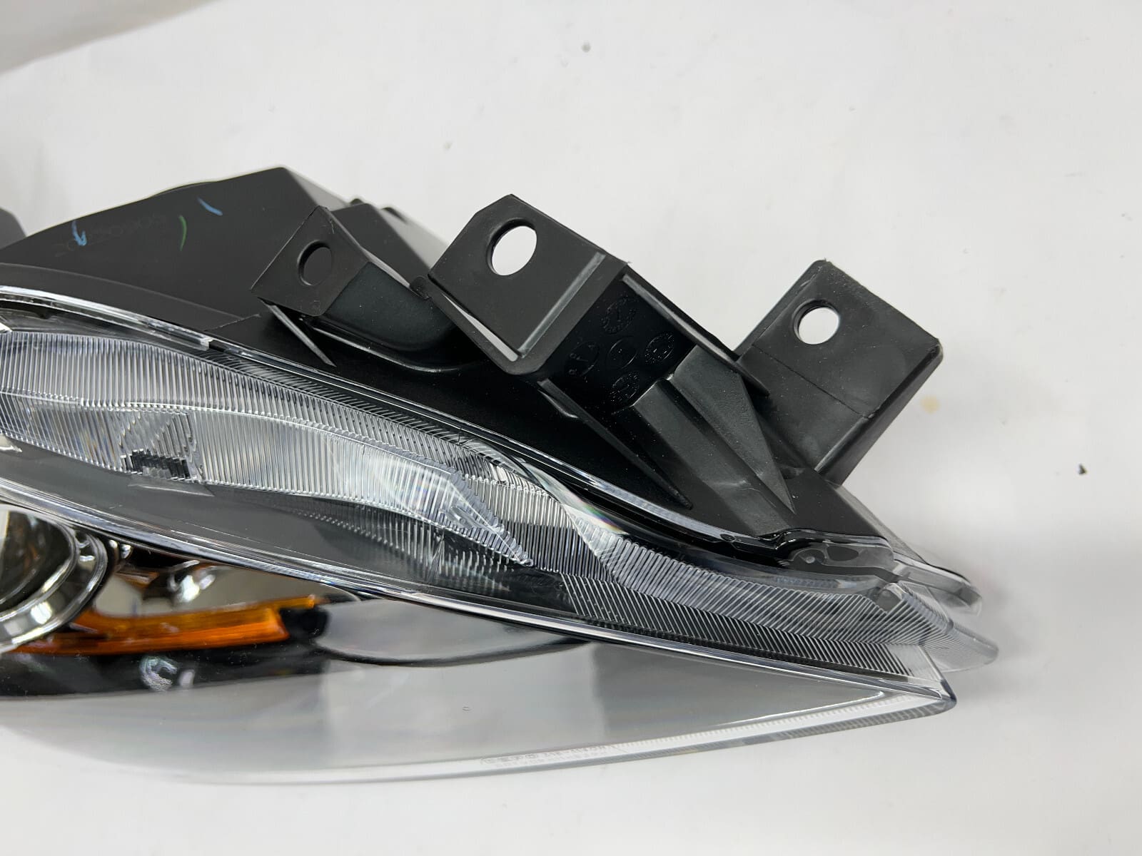 2010-2013 Mazda3 Halogen Front Right CAPA Headlight bbm4510k0k - Image 14