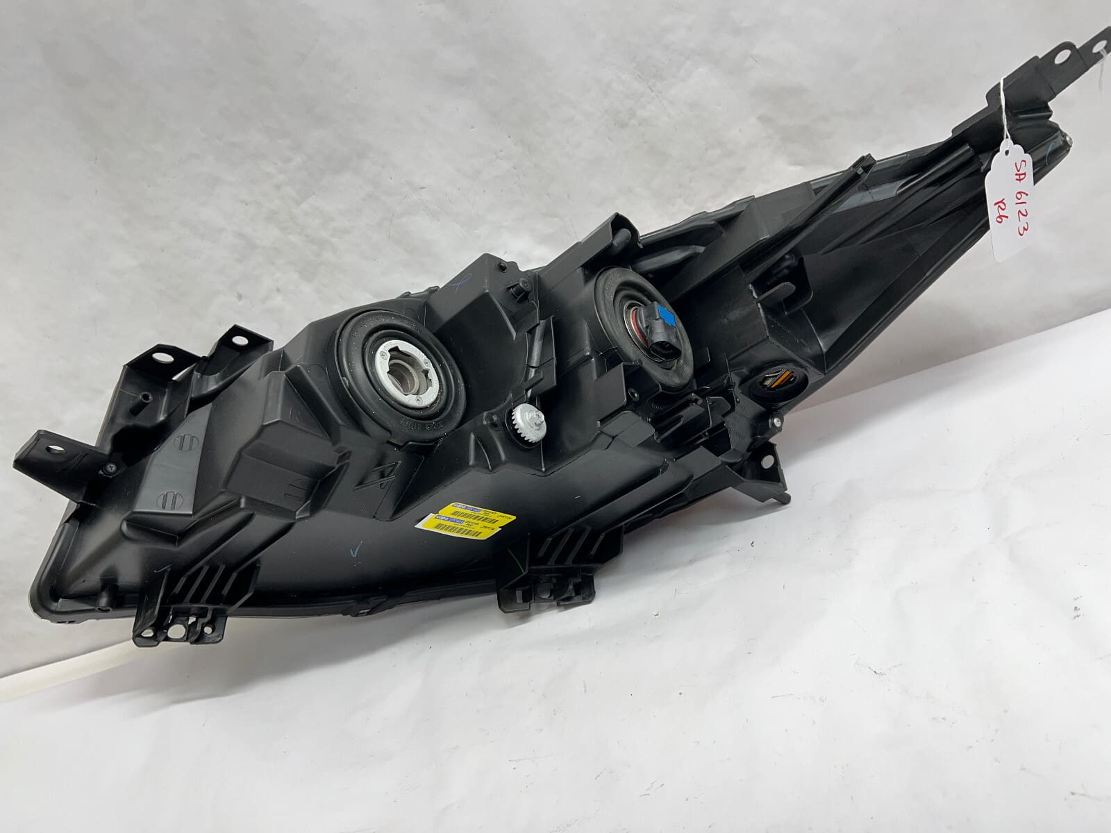 2010-2013 Mazda3 Halogen Front Right CAPA Headlight bbm4510k0k - Image 17