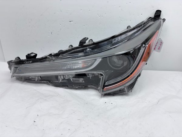2020 2021 2022 toyota corolla led front left oem headlight - Image 2
