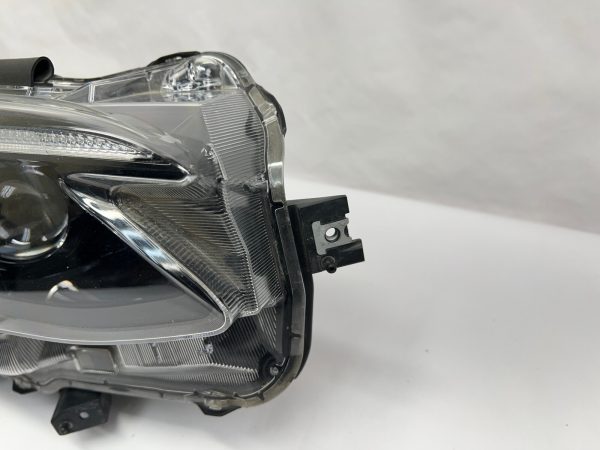 2020 2021 2022 SUBARU LEGACY LED BLACK BEZEL FRONT RIGHT OEM HEADLIGHT - Image 4