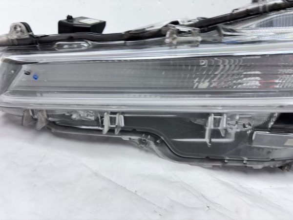 2020 2021 2022 toyota corolla led front left oem headlight - Image 5