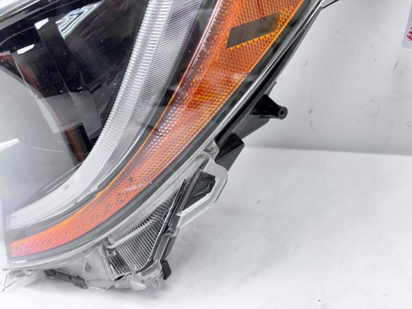2020 2021 2022 toyota corolla led front left oem headlight - Image 11