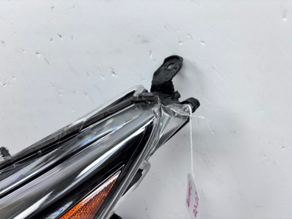 2020 2021 2022 toyota corolla led front left oem headlight - Image 15