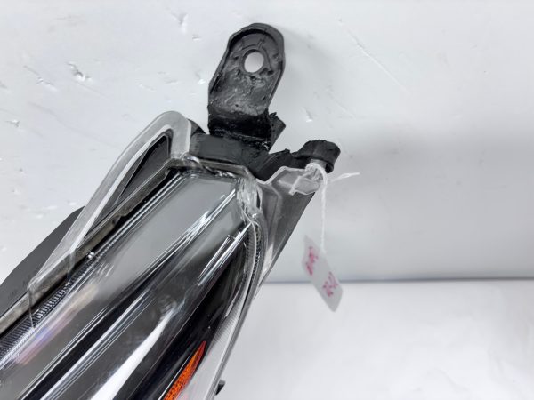 2020 2021 2022 toyota corolla led front left oem headlight - Image 16