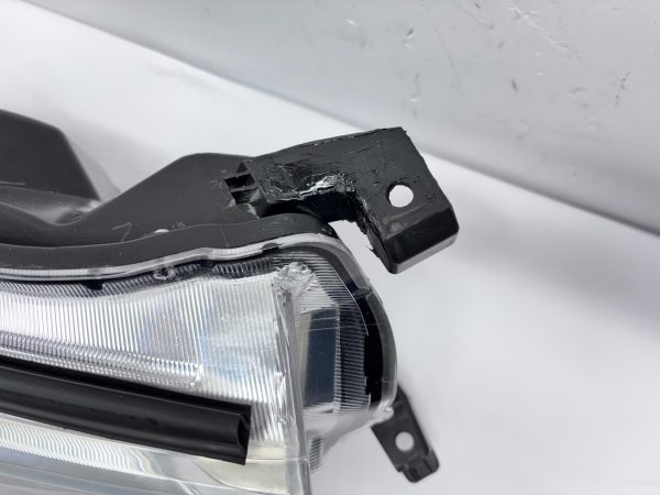 ALL TABS 2017 2018 2019 TOYOTA HIGHLANDER HALOGEN FRONT RIGHT OEM HEADLIGHT - Image 5