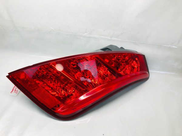 NICE 2003 2004 2005 NISSAN MURANO HALOGEN REAR RIGHT PASSENGER SIDE TAIL LIGHT