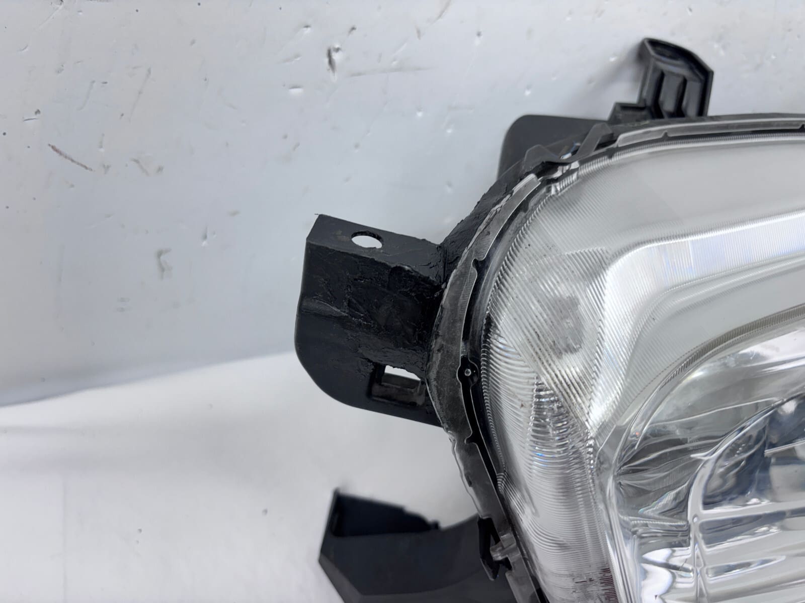 2016 2017 2018 2019 2020 2021 2022 TOYOTA TACOMA HALOGEN LEFT OEM HEADLIGHT - Image 13