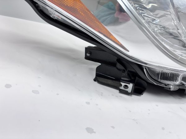 ALL TABS 2017 2018 2019 TOYOTA HIGHLANDER HALOGEN FRONT RIGHT OEM HEADLIGHT - Image 11