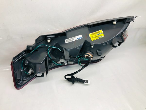 NICE 2003 2004 2005 NISSAN MURANO HALOGEN REAR RIGHT PASSENGER SIDE TAIL LIGHT - Image 10