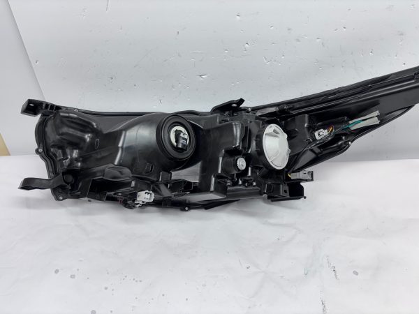 ALL TABS 2017 2018 2019 TOYOTA HIGHLANDER HALOGEN FRONT RIGHT OEM HEADLIGHT - Image 19