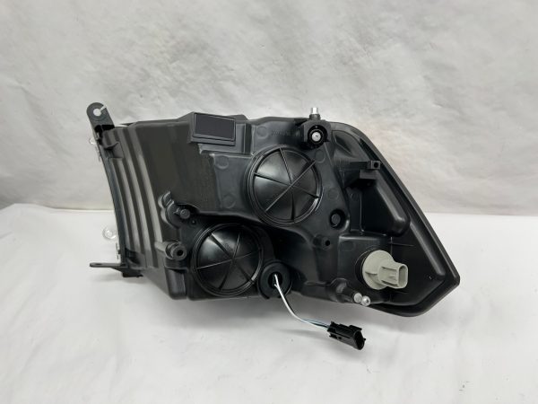2009 2010 2011 2012 2013 2014-2018 dodge ram halogen front right capa headlight - Image 14