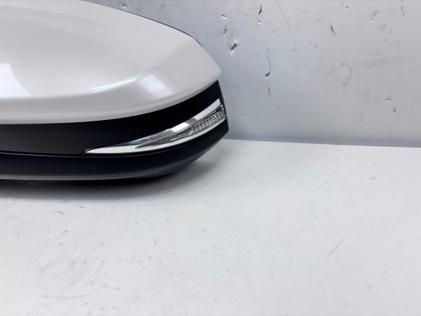 2013 2014-2018 TOYOTA RAV4 TURN SIGNAL BLIND SPOT WHITE PEARL LEFT OEM MIRROR - Image 2