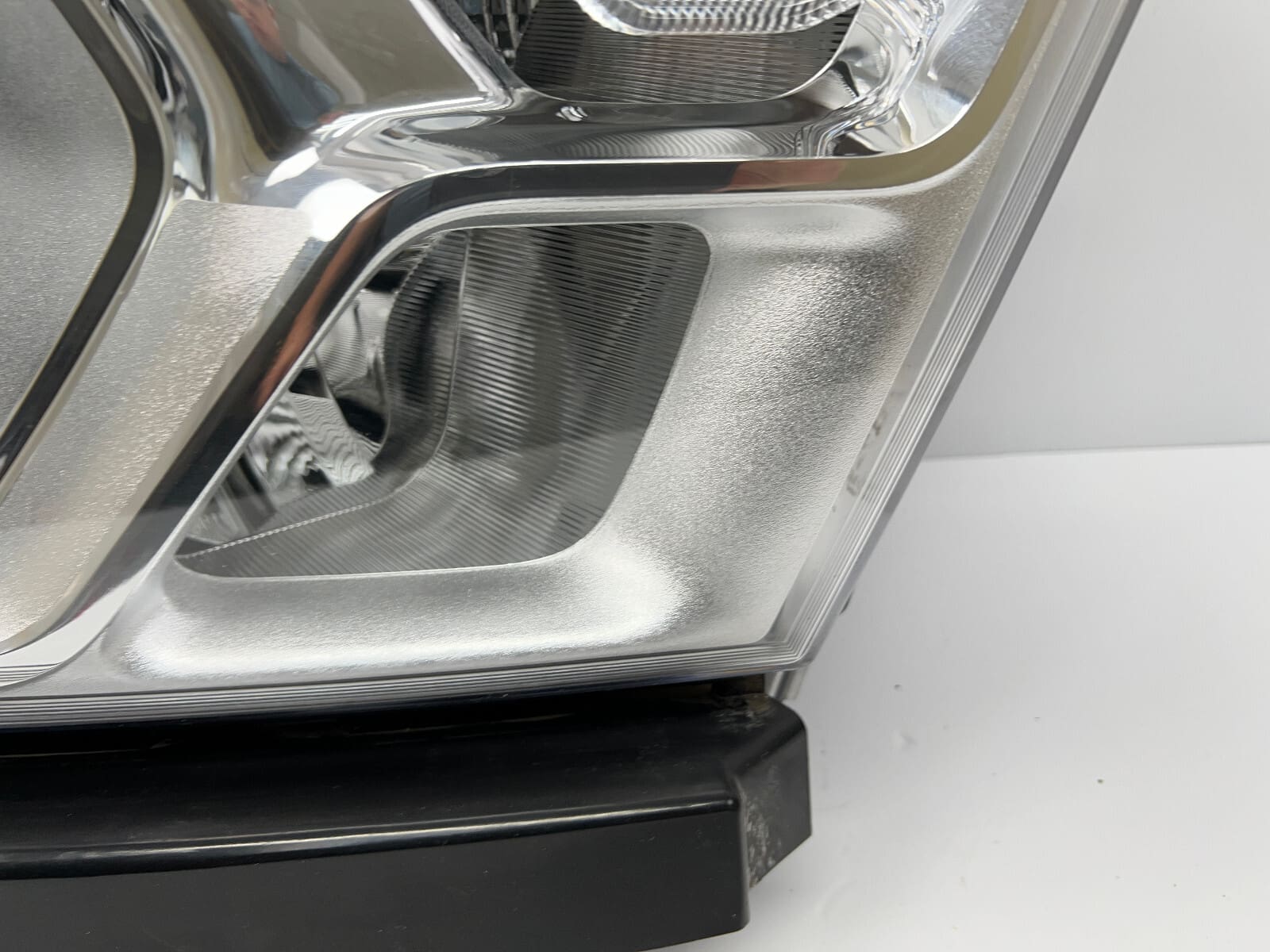 68316080ah 2019 2020 2021 2022 2023 dodge ram 1500 halogen right oem headlight - Image 4