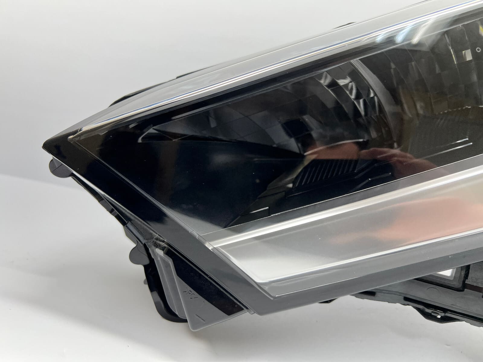 Nice 2022 2023 2024 toyota tundra led front left oem headlight - Image 11