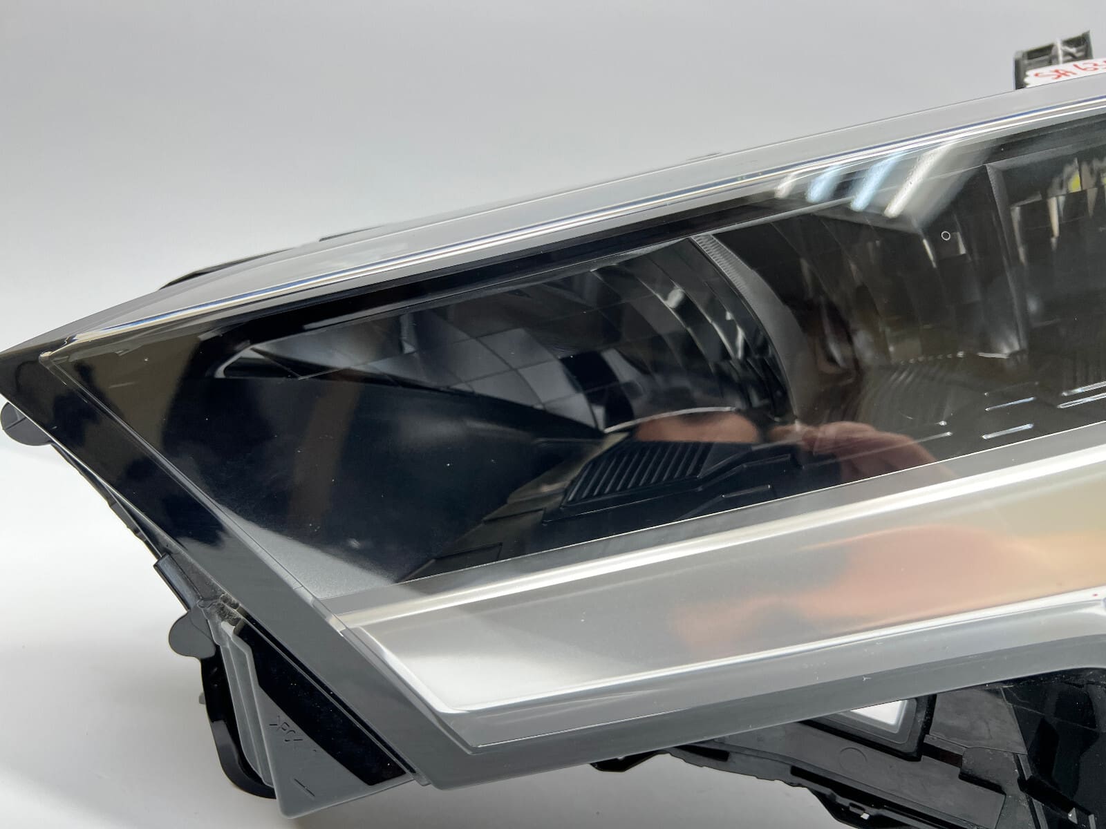 Nice 2022 2023 2024 toyota tundra led front left oem headlight - Image 18