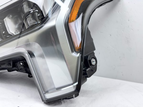 nice 2022 2023 2024 toyota tundra platinum full led front left oem headlight - Image 8