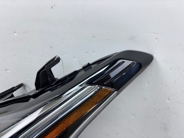 nice 2022 2023 2024 toyota tundra platinum full led front left oem headlight - Image 12